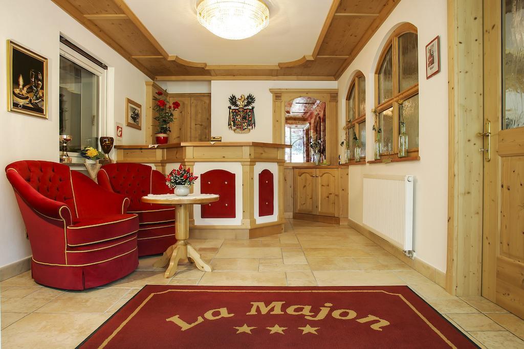 Отель Garni La Majon Сельва-ди-Валь-Гардена Экстерьер фото